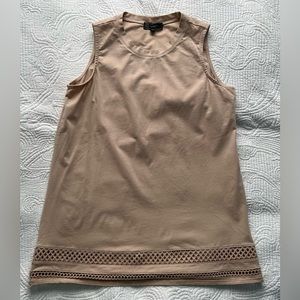 NWOT - DG2 Diane Gilman Crochet Trim Tank in Beige - Size Medium